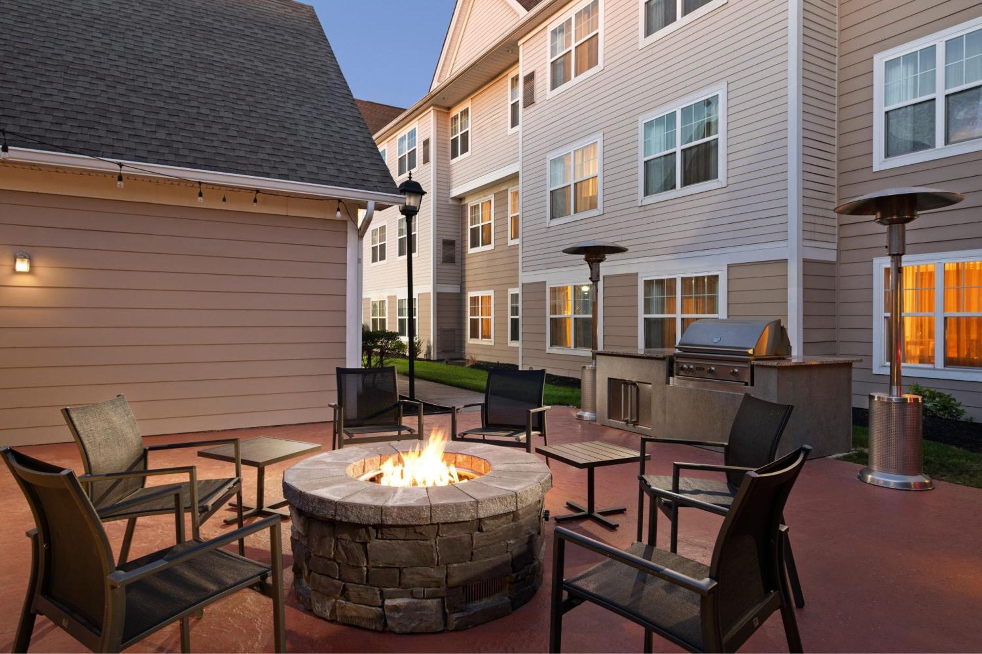 Residence Inn Mt. Laurel At Bishop'S Gate Mount Laurel Exteriör bild