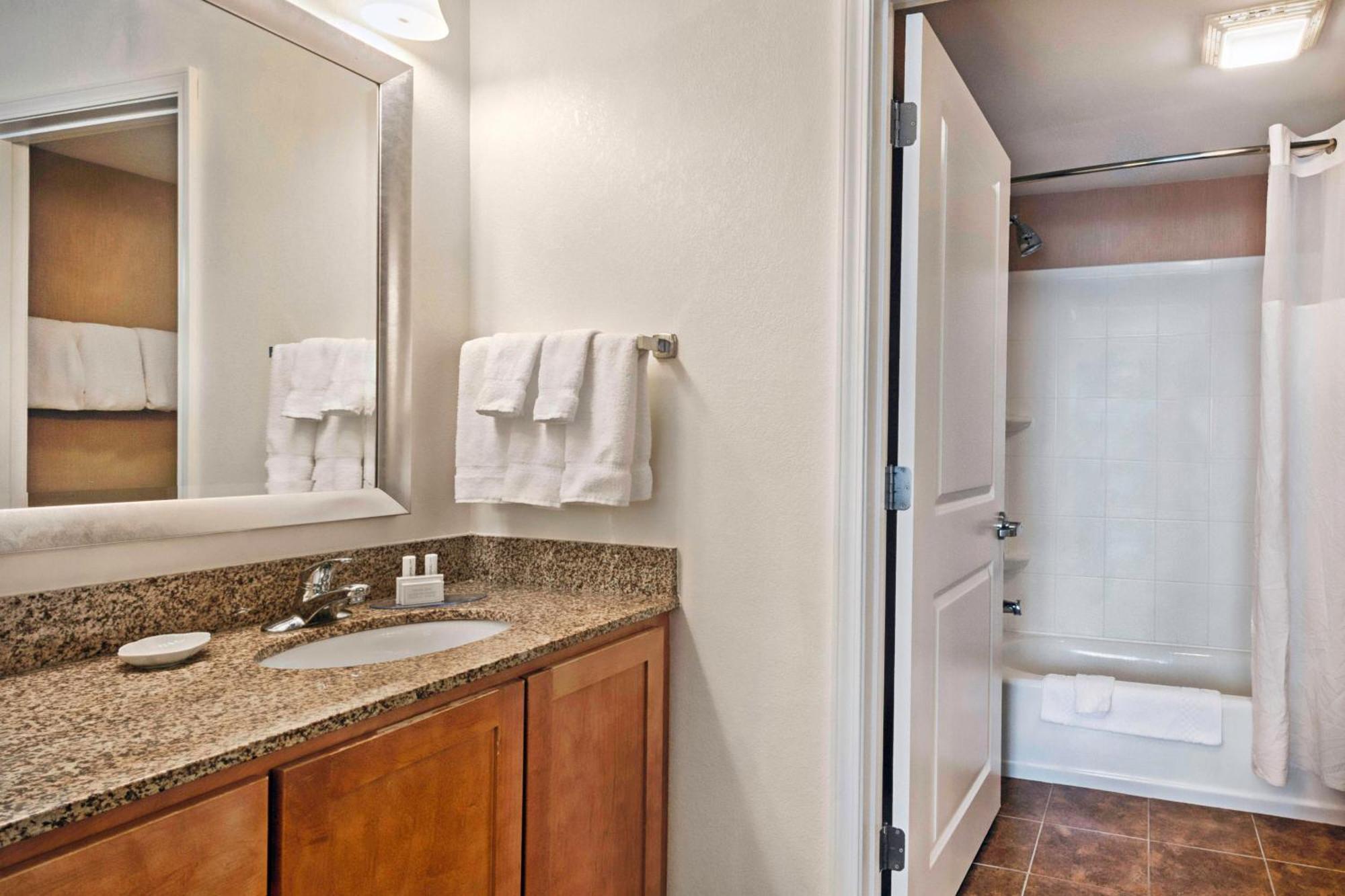 Residence Inn Mt. Laurel At Bishop'S Gate Mount Laurel Exteriör bild