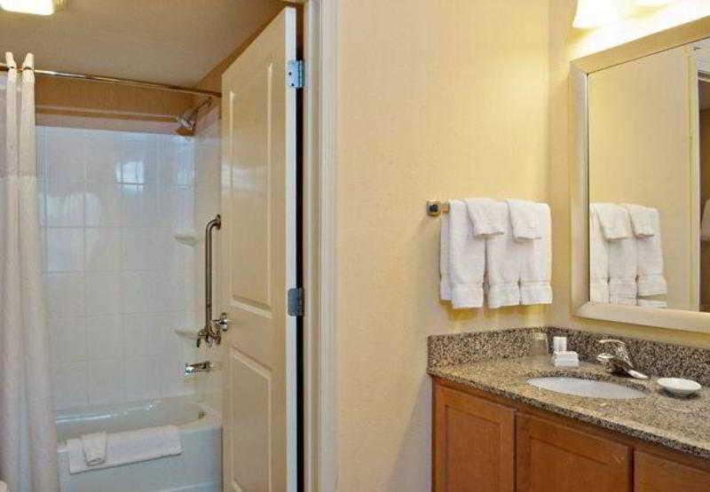 Residence Inn Mt. Laurel At Bishop'S Gate Mount Laurel Exteriör bild